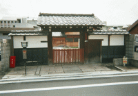 入口